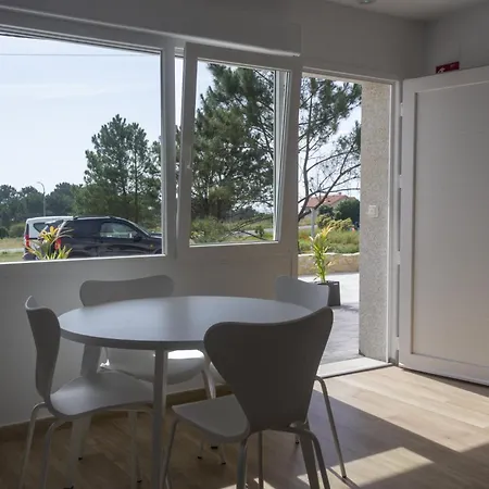 Alén De Louro - 2 Area Maior Appartement